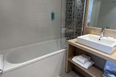 IMG_1040 IMG_1040