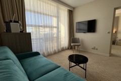 IMG_1044 IMG_1044